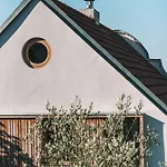 Bed & Breakfast Marinada Vinicni Dum 4*