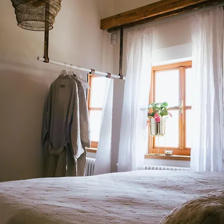 Bed & Breakfast Marinada Vinicni Dum