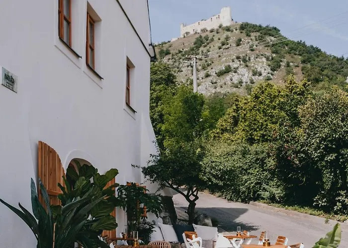 Marinada Vinicni Dum Bed & Breakfast Pavlov